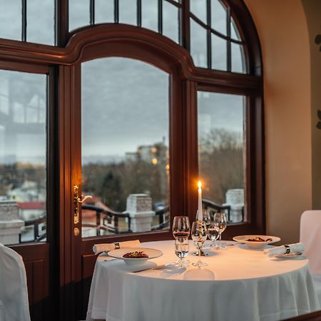 Villa Ammende Restaurant And Hotel Parnu Exterior photo Restaurant